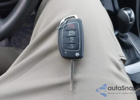 2015 Hyundai Santa Fe Sport 2.4L z USA, uszkodzony, nr VIN 5XYZTDLB0FG256306